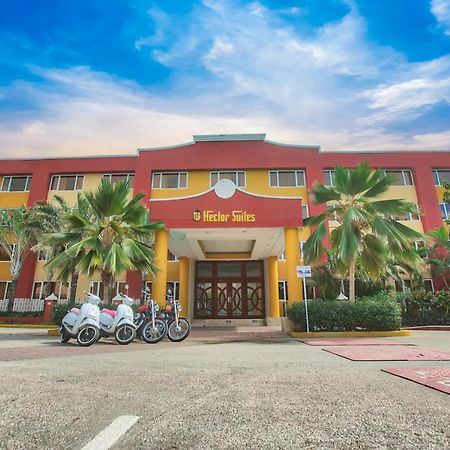 Hector Suites & Beach Hotel Curacao Bagian luar foto