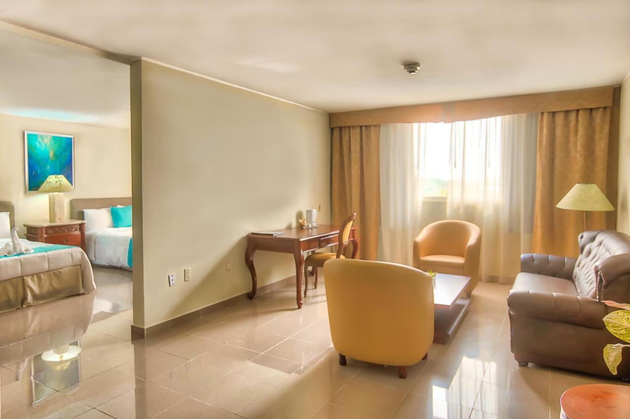 Hector Suites & Beach Hotel Curacao Bagian luar foto