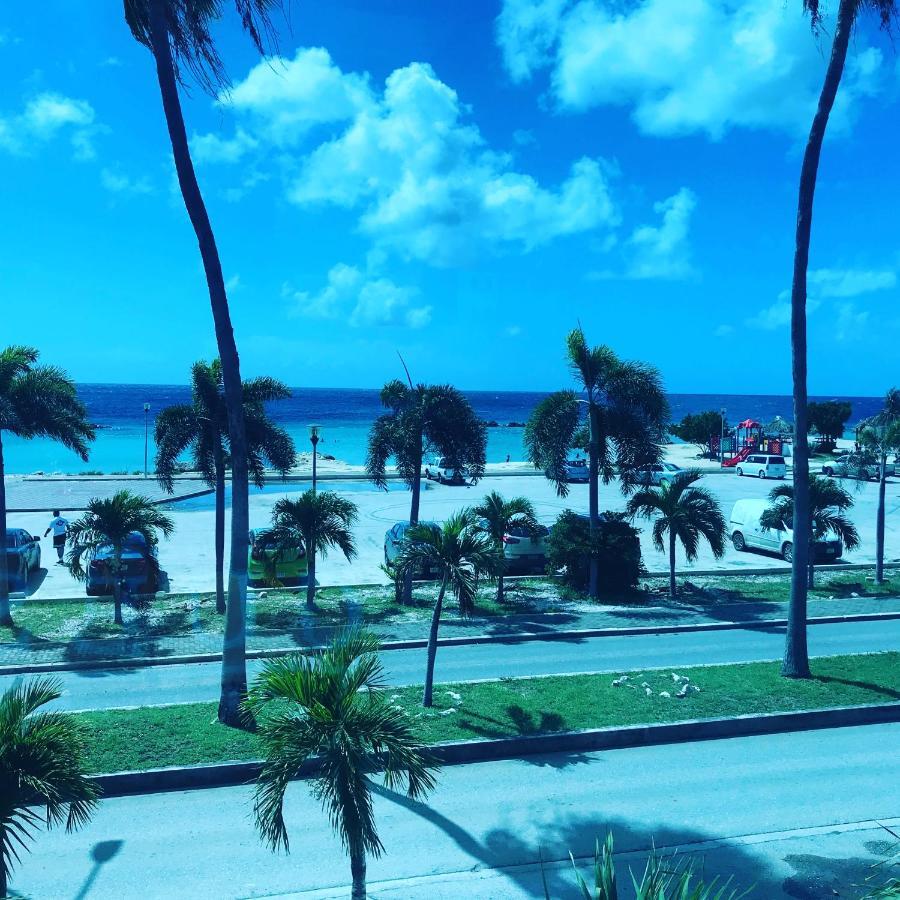 Hector Suites & Beach Hotel Curacao Bagian luar foto